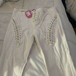 Women’s wide leg jeans